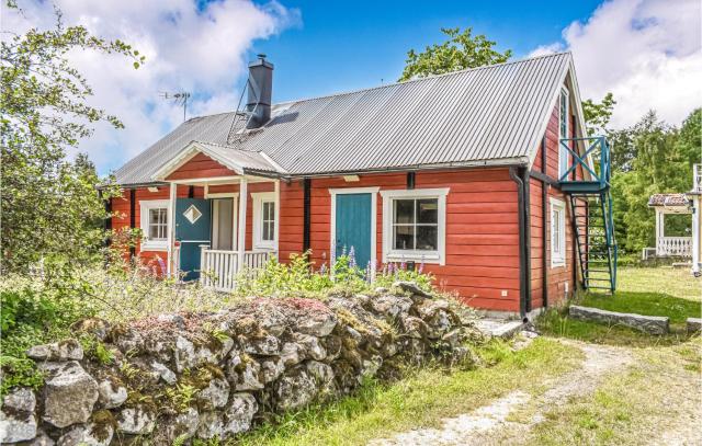 Nice Home In Olofström With Kitchen