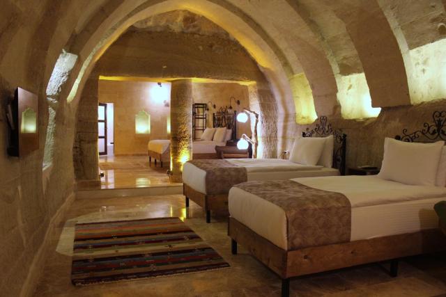 Kayra Cave Suites