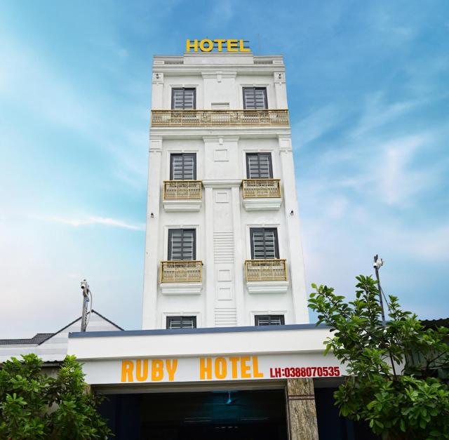 Ruby Hotel - Tân Uyên - Bình Dương