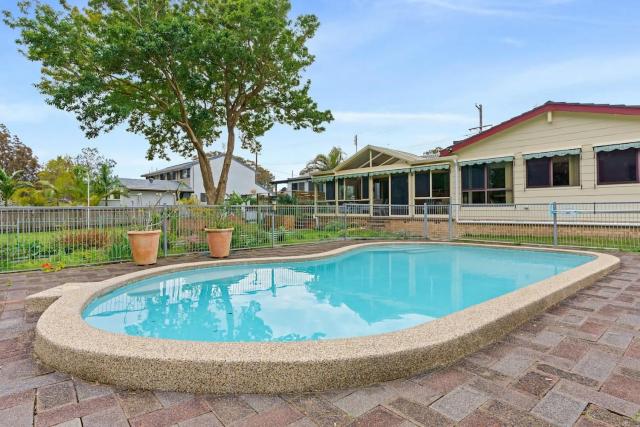 Waterfront Pet Friendly Abode Toukley NSW