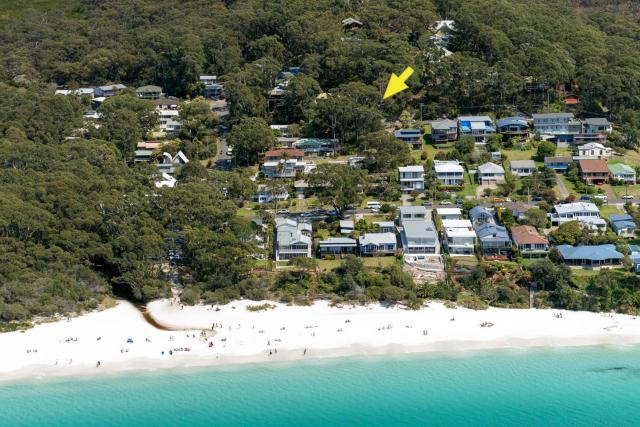 Twelve on Moonah Hyams Beach