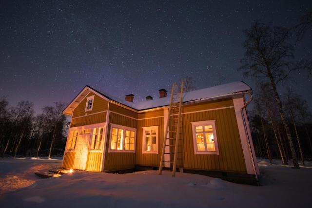 Unique loghouse and wood heated sauna in Ii