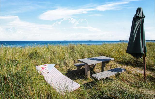 Awesome Home In Samsø With House Sea View