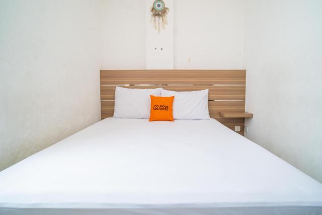 KoolKost near Mangga Besar Station (Minimum 6 Nights)