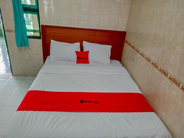 RedDoorz Syariah @ Hotel Sidomulyo Pacitan