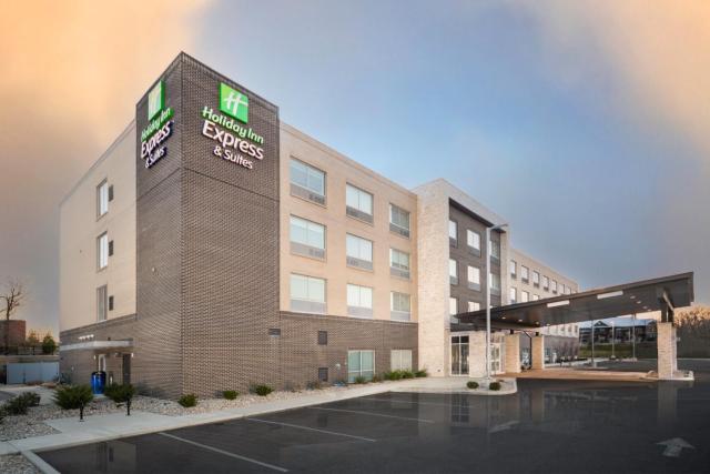 Holiday Inn Express & Suites - Florence - Cincinnati Airport, an IHG Hotel