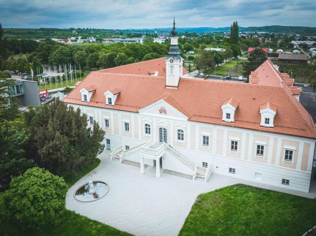 Schloss Haindorf