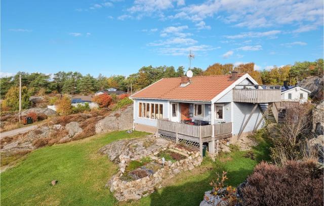 3 Bedroom Stunning Home In Kyrkesund