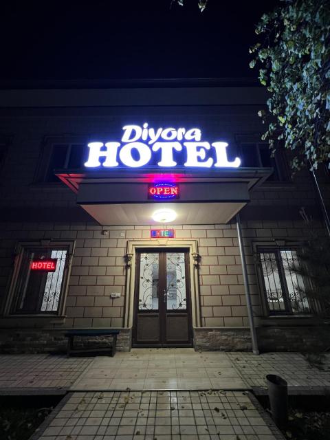 Diyora Hostel