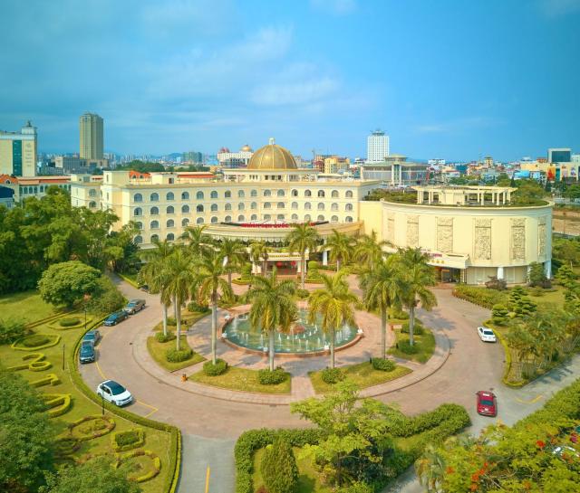 Khách sạn Quốc tế Lợi Lai - Li Lai International Hotel