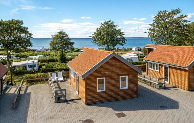 Gorgeous Home In Tranekær With Wifi