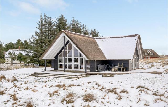 Amazing Home In Rømø With Kitchen