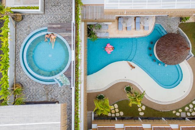 Roomates Surf Camp Canggu by Ini Vie Hospitality