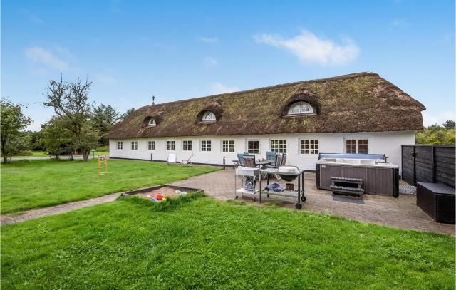 Lovely Home In Ulfborg With Kitchen