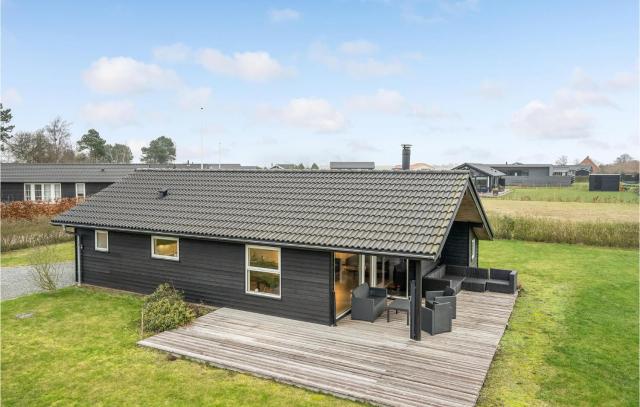 Lovely Home In Slagelse With Wifi