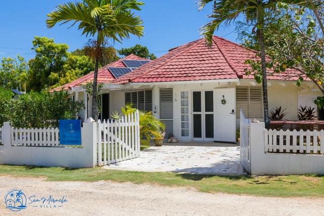 Sea Miracle Villa/Beach Cottage