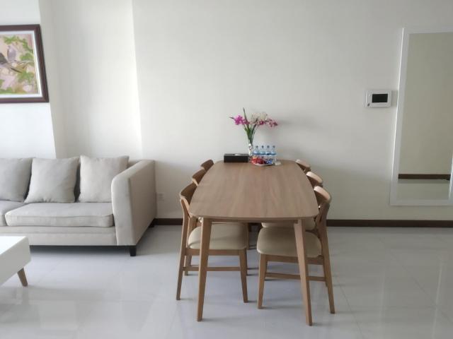 2BR 79M2 APART & FREE POOL - VINHOMES CENTRAL PARK