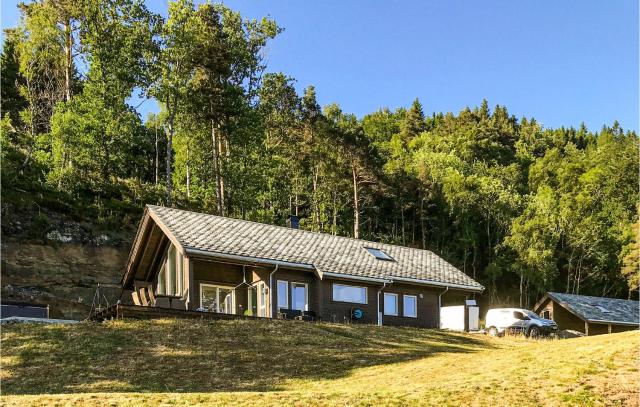 5 Bedroom Gorgeous Home In Vikedal