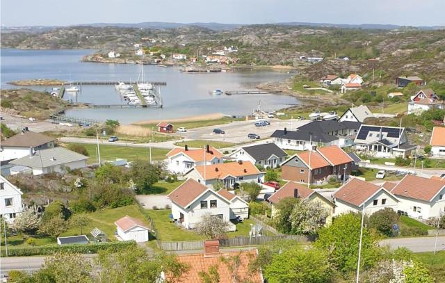 3 Bedroom Stunning Home In Kyrkesund