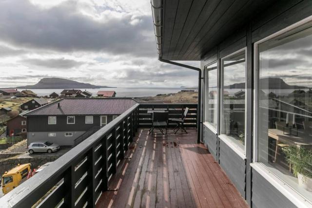 FaroeGuide seaview villa and apartment