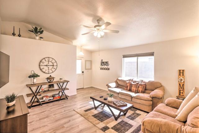 Kid-Friendly Kingman Home Near Parks and Dining