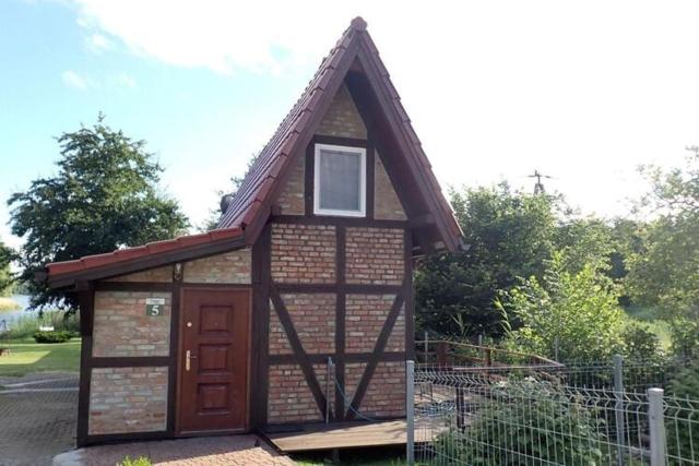 Bungalow in Kolczewo at a lake