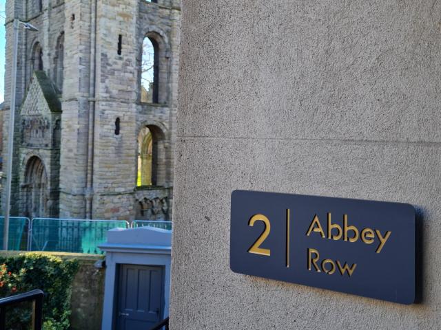 2 Abbey Row