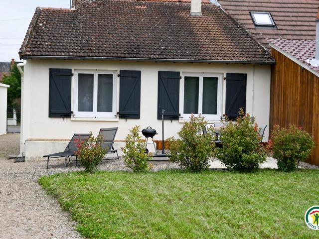 Maison rénovée au calme avec jardin, terrasse et garage, à 10 min de Moulins, draps et serviettes inclus - FR-1-489-372