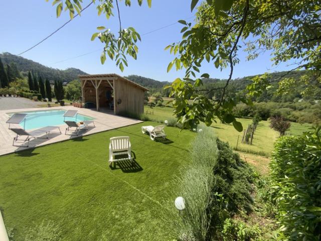 Gîte Climatisé avec Piscine Partagée et WiFi en Dordogne - FR-1-616-258