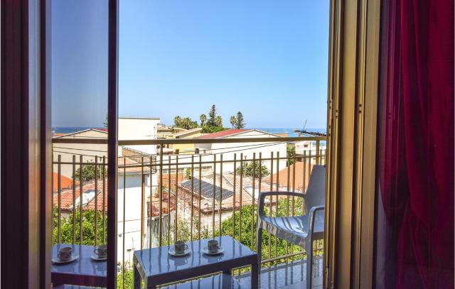 2 Bedroom Lovely Apartment In Marina Di Caronia