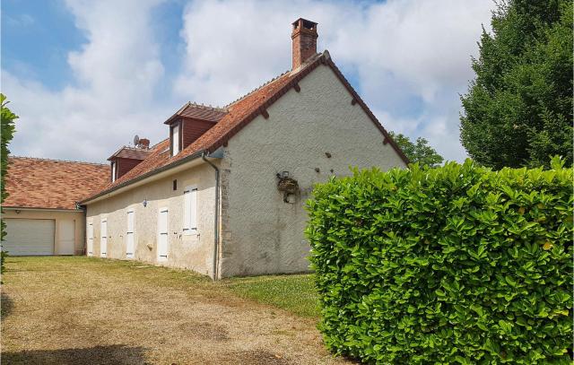 Stunning Home In Ardentes With Kitchen