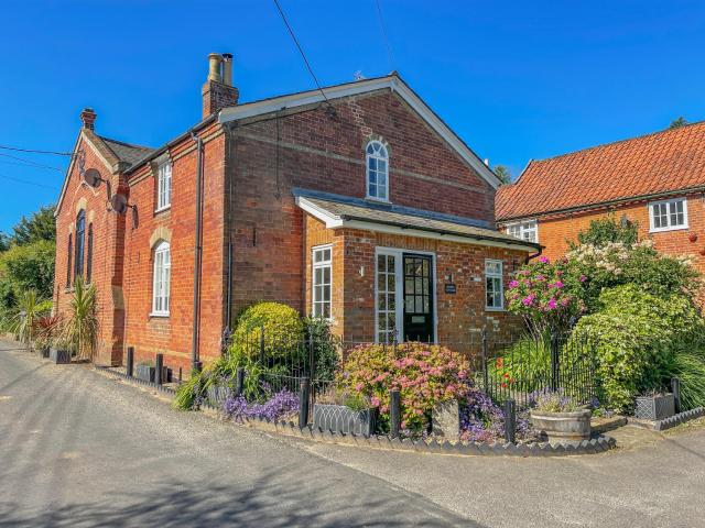 Chapel Cottage, Newbourne