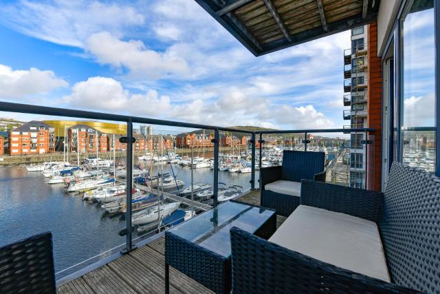 Just Stay Wales - Meridian Wharf, Marina View - 2 Bed Apartment