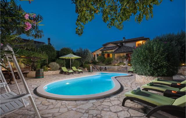 Beautiful Home In Buje With Outdoor Swimming Pool