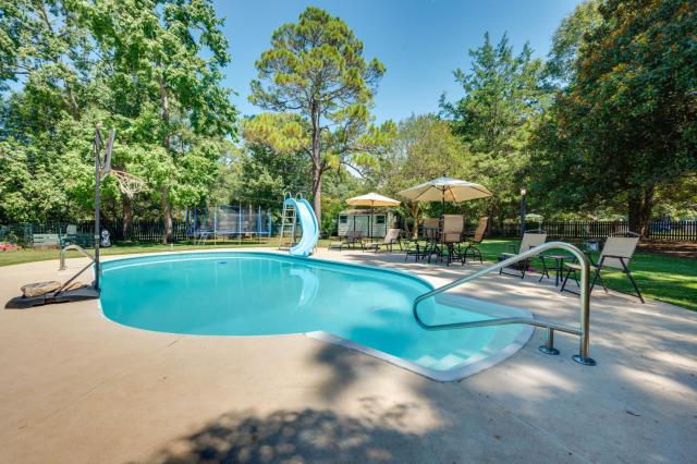 Pet-Friendly Fort Valley Home with Private Pool