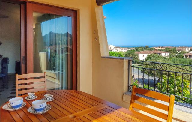 2 Bedroom Cozy Apartment In Loc, Monte Petrosu