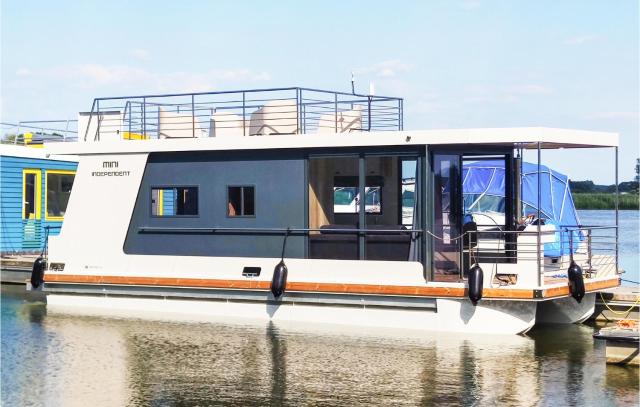 Gorgeous Ship In Havelsee Ot Kützkow With Kitchen