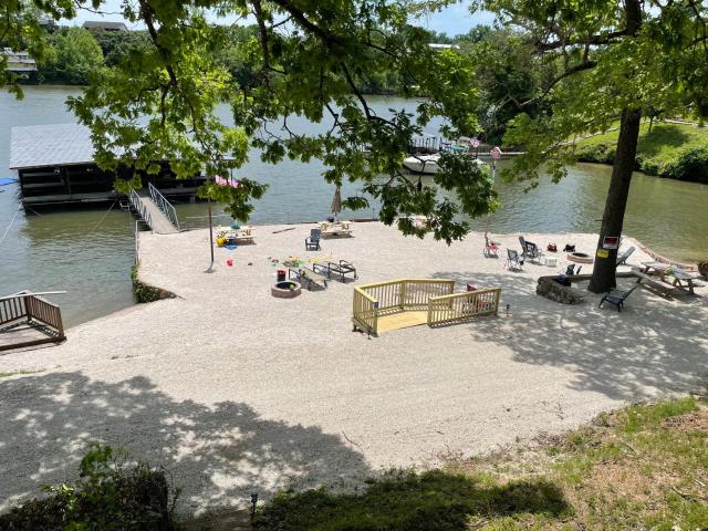 Lakeshore Fishing Cabin #2