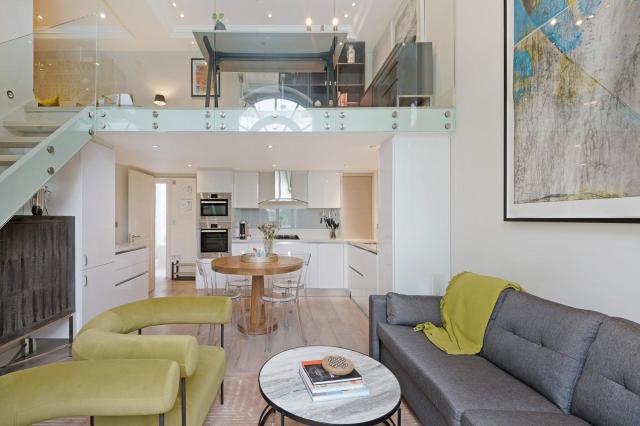 The Artists Hideaway-2 bed mezzanine in Paddington