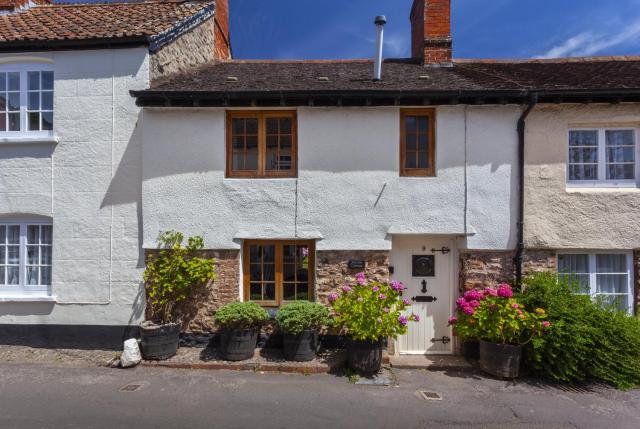 Pebble Cottage, Dunster