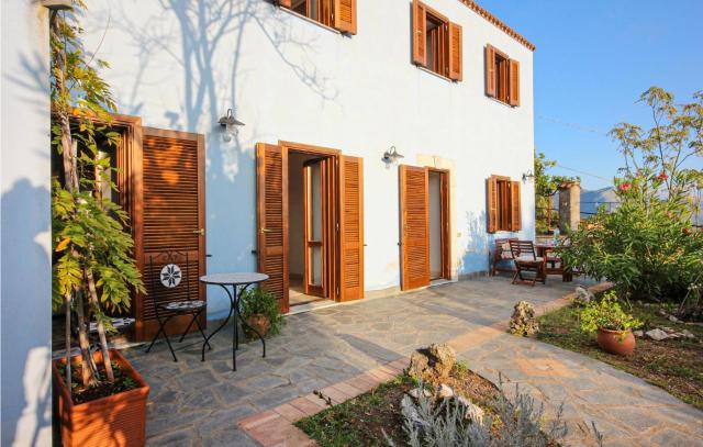 3 Bedroom Stunning Home In Maratea