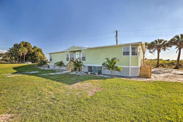 Pet-Friendly Home 10 Mi to Lake Okeechobee!