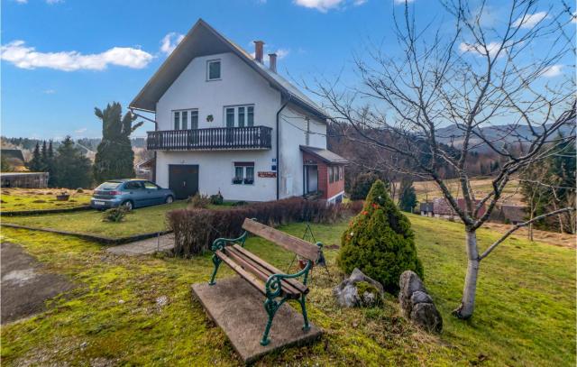 3 Bedroom Nice Home In Crni Lug