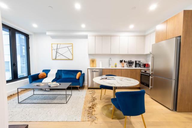 149BK-202 NEW Condo 1BR IN PRIME GREENPOINT BK