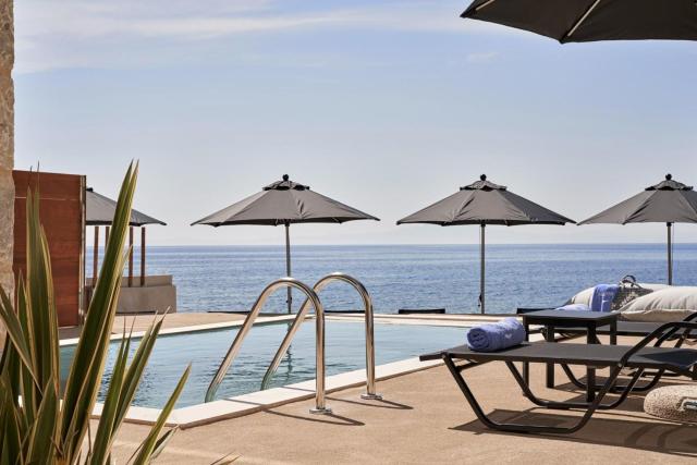 Beachfront Alassa Villas w Private Pools Complex