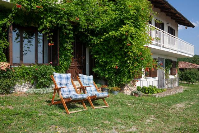 Ca dra Topia the Grape Pergola House near Alba Charming house - Italy