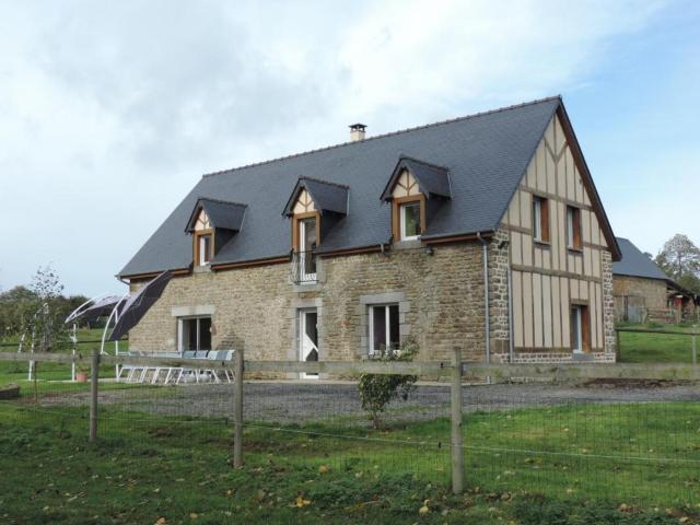 Gîte rural avec jardin, 5 chambres, équipements inclus, idéal pour vacances nature et randonnées - FR-1-497-167