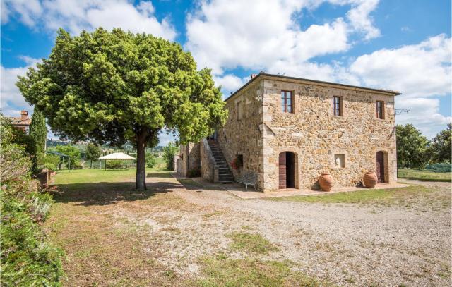 4 Bedroom Amazing Home In San Quirico Dorcia