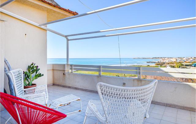 Stunning Apartment In Marina Di Ragusa