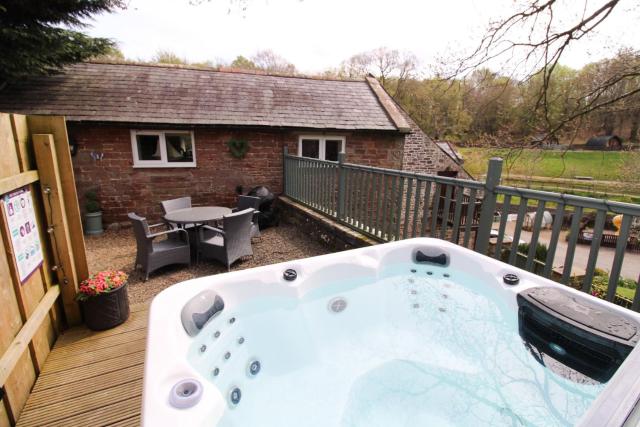 Mill House Cottage, Fishing Park, Brampton, Nr Carlisle